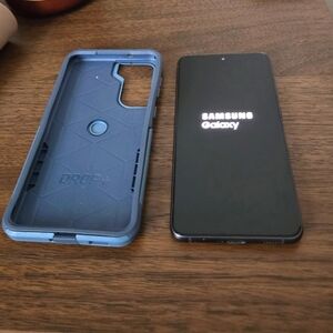 Galaxy S21 FE 128GB w/otterbox case